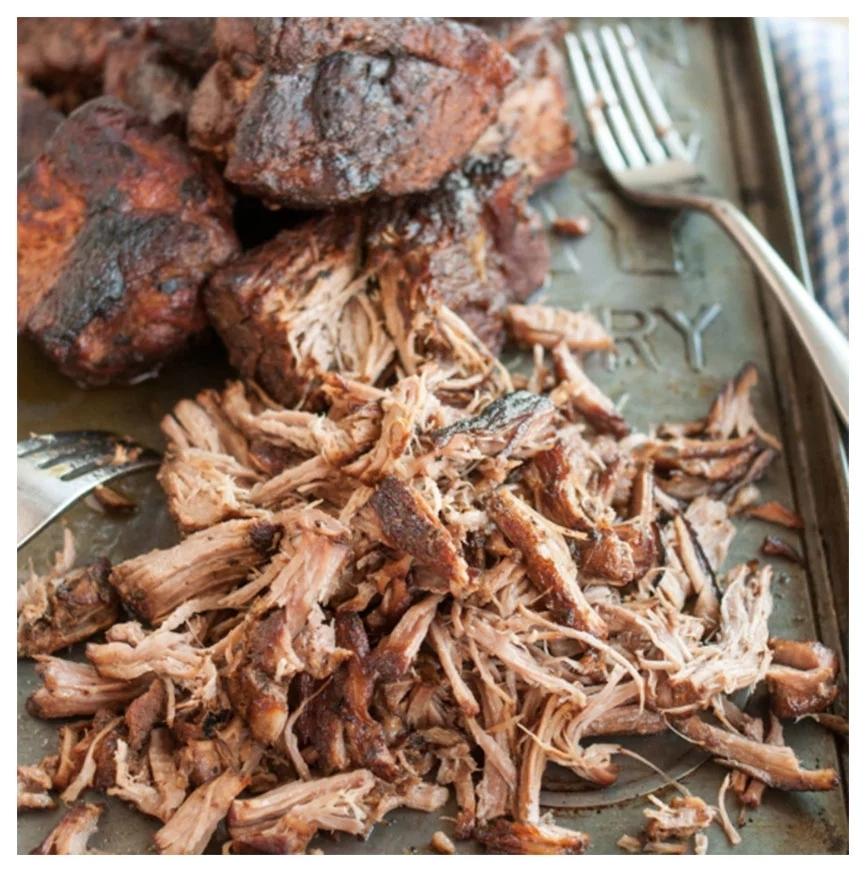 PULLED PORK CON MOJO CUBANO